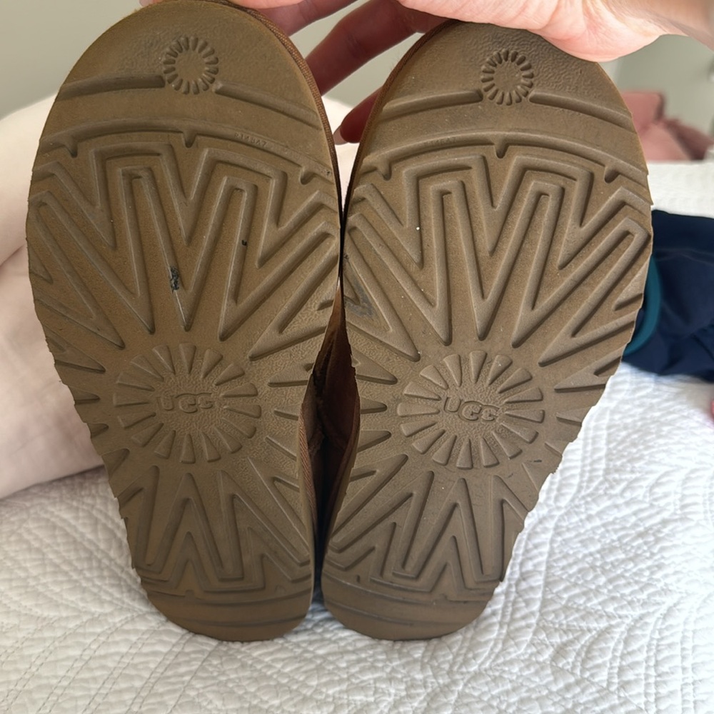 Ugg Classic Mini - image 2